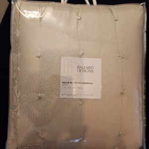 NEW Ballard Designs King Size Halle Pickstitch Bedding Quilt In Parchment